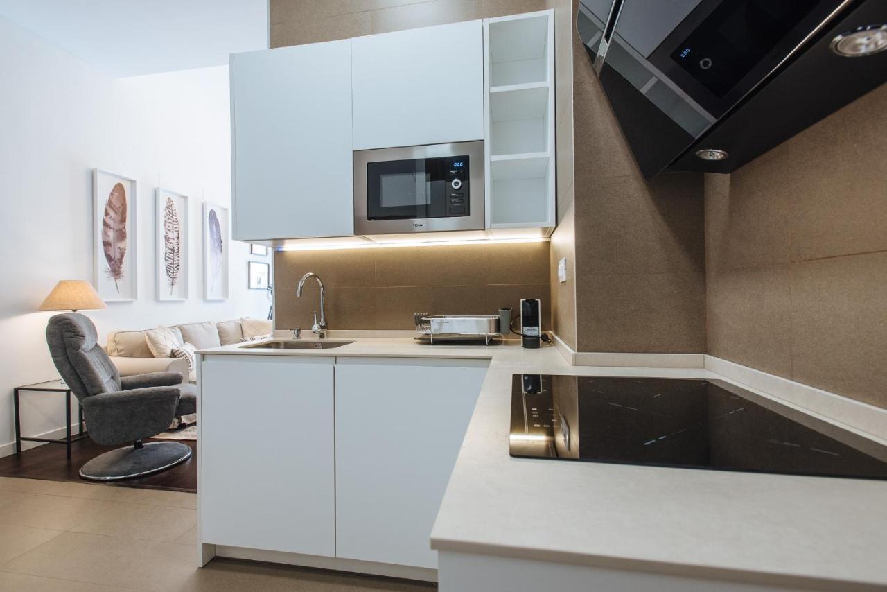 Apartamento Puerta Real - Free Parking Seville Exterior photo